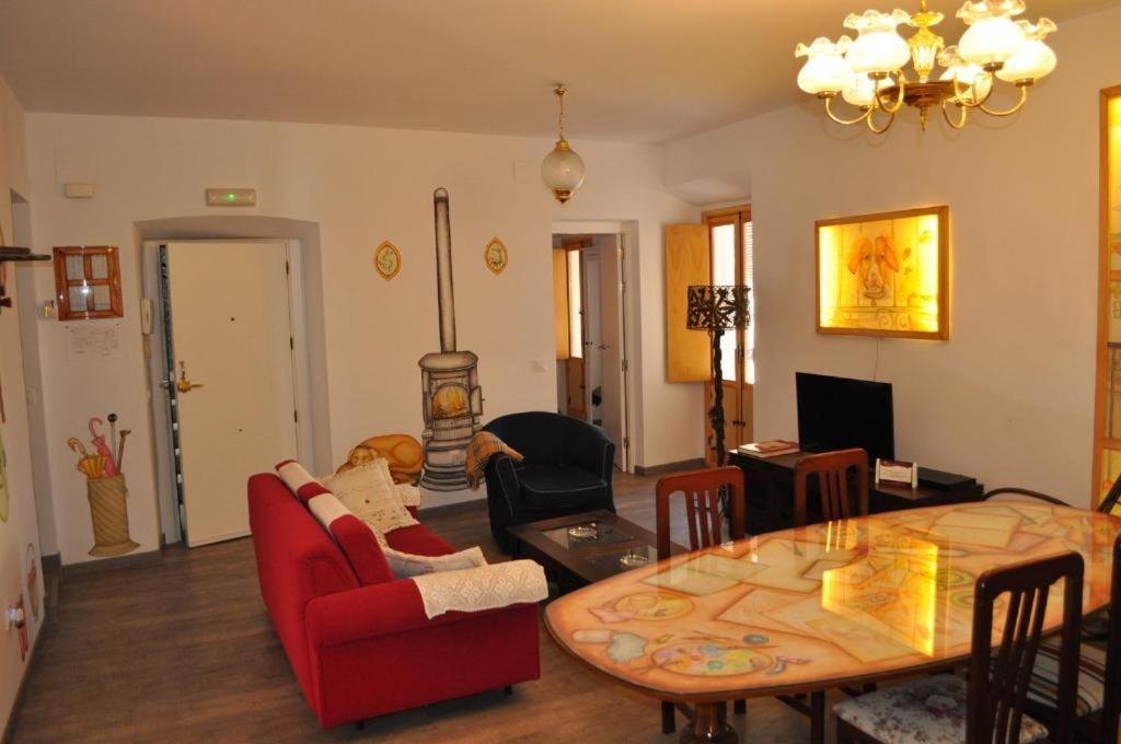 Destino Deluxe Plaza De Santiago - 2 Hab Apartment กาเซเรส ภายนอก รูปภาพ