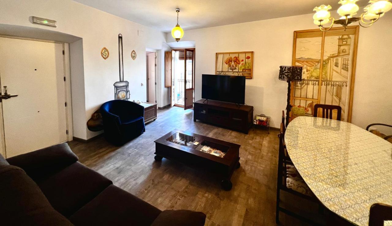 Destino Deluxe Plaza De Santiago - 2 Hab Apartment กาเซเรส ภายนอก รูปภาพ